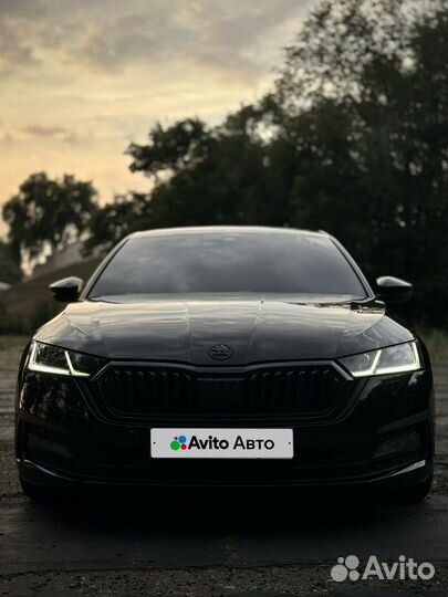 Skoda Octavia 2.0 AMT, 2022, 39 910 км