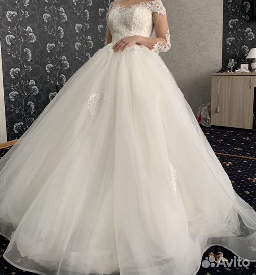 Продам свадебное платье