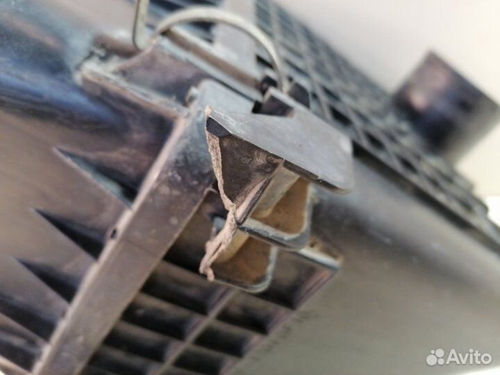 Корпус воздушного фильтра Toyota Lite Ace Noah