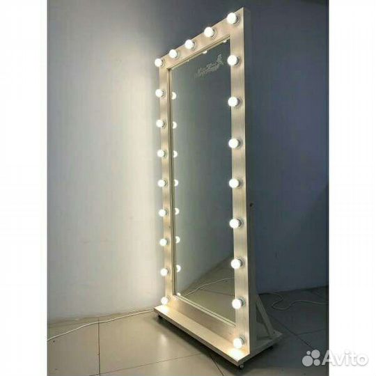 Зеркало гримерное