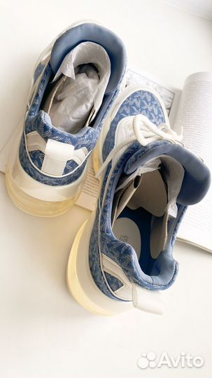 Кроссовки Michael Kors Olympia