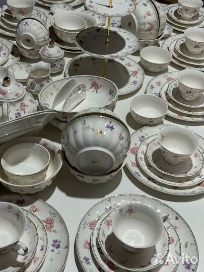 Набор столовой посуды на 12 персон