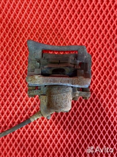 Суппорт тормозной передний правый LADA Largus R90