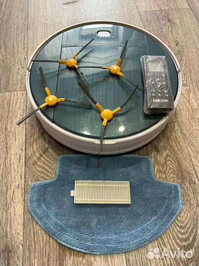 Моющий робот пылесос dexp MMB-300