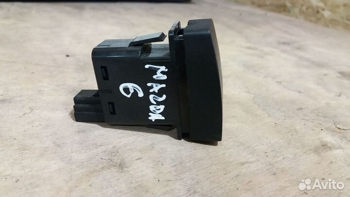 BHR1664H0 mazda 6 кнопка аварийной остановки