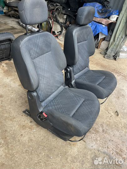 Сиденья салон всборе peugeot partner 2