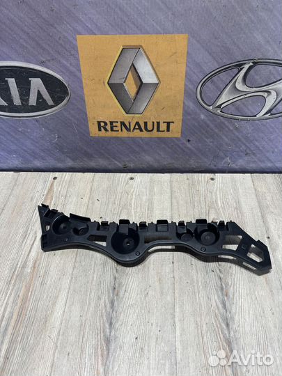 Кронштейн крепление бампера Renault logan 2 Лев