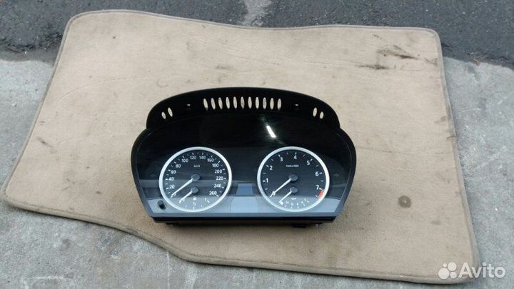 Панель приборов до 260 км/ч N52 АКПП BMW 5 E60 E61