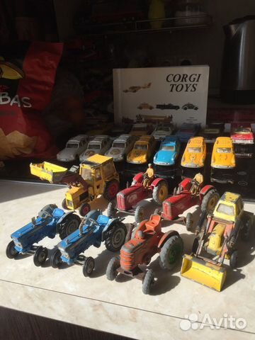 Dinky ,Corgi такторы