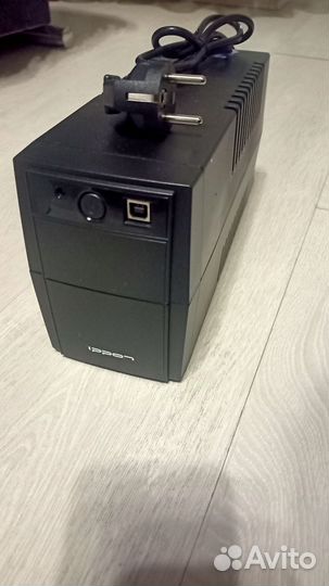 Источник бесперебойного питания