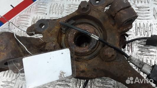 Ступица передняя левая opel astra H (SML22K901)