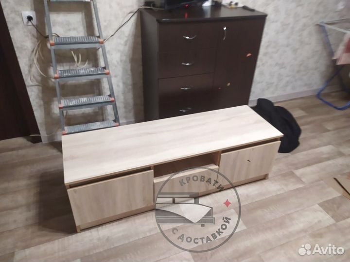 Тумба под телевизор