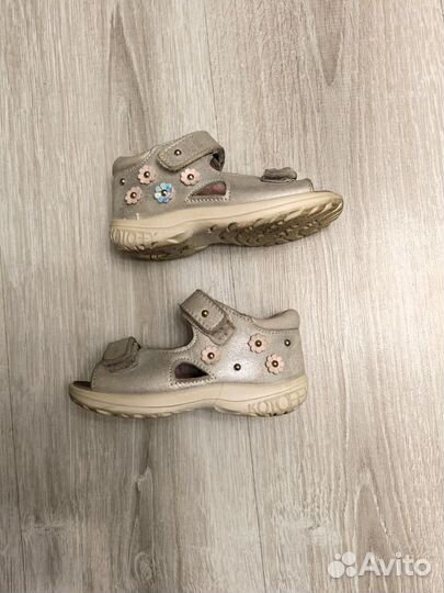 Сандалии для девочки 25 размер