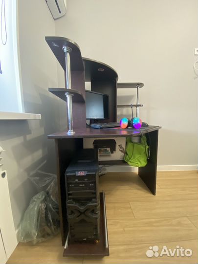Компьютерный стол бу