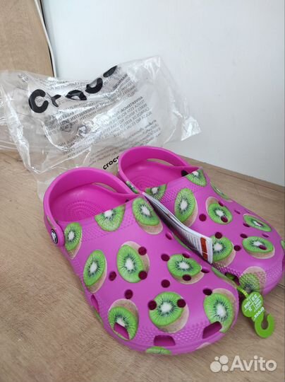 Сабо Crocs classic hyper real clog