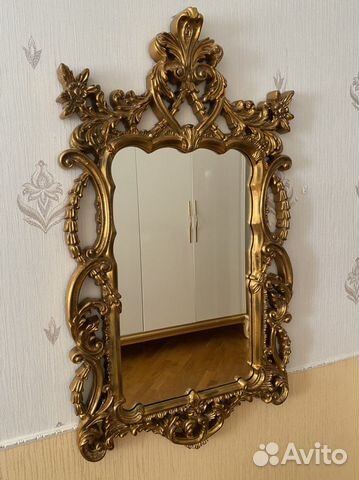 Изысканное зеркало. Италия