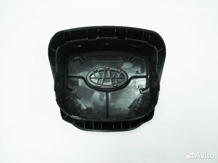 Крышка подушки безопасности руля Kia Rio 3