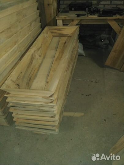 Гробы под обшивку