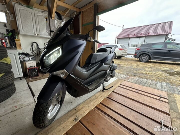 Продам макси скутер Венто макс 200 (новый)