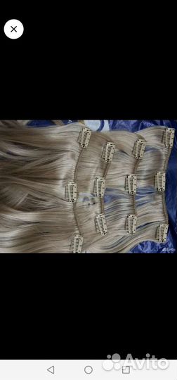 Волосы на заколках