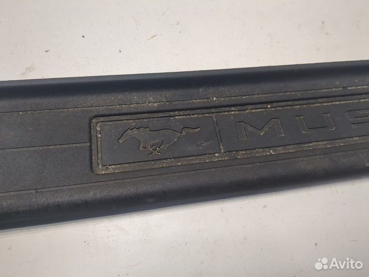 Накладка на порог Ford Mustang 2017, 2019