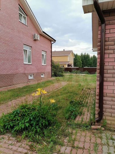 Коттедж 400 м² на участке 15 сот.