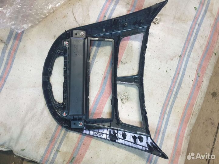 Рамка для 1 din магнитолы solaris