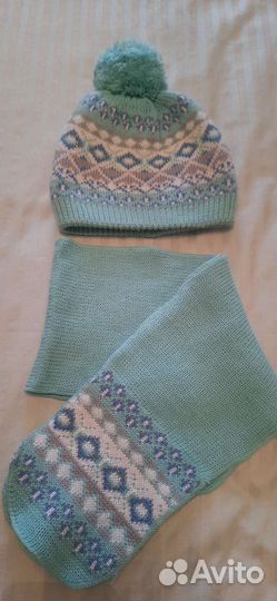 Комплект шапка, шарф для девочки