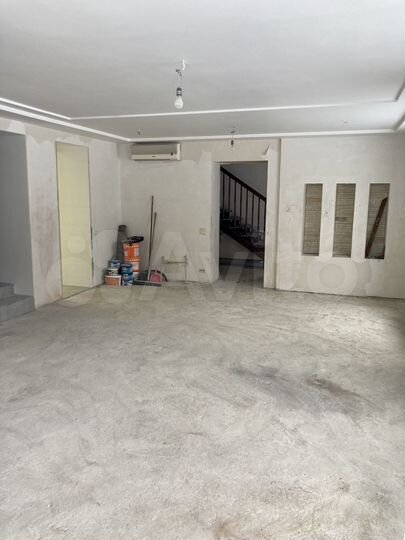 Коттедж 323,3 м² на участке 5,5 сот.