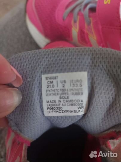 Кроссовки asics 33 для девочки