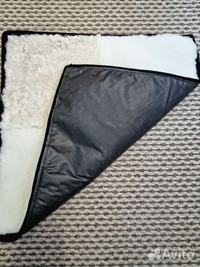 Меховые коврики