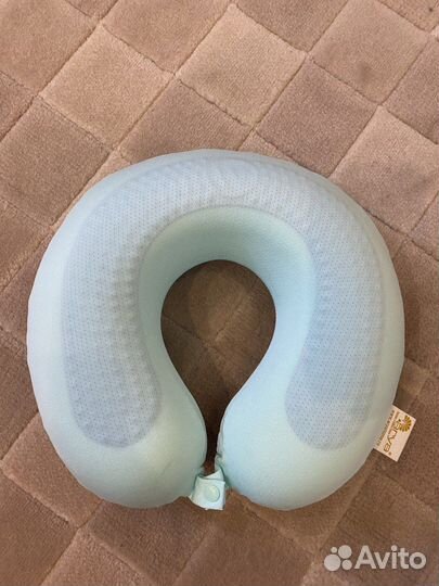 Подушка для путешествий