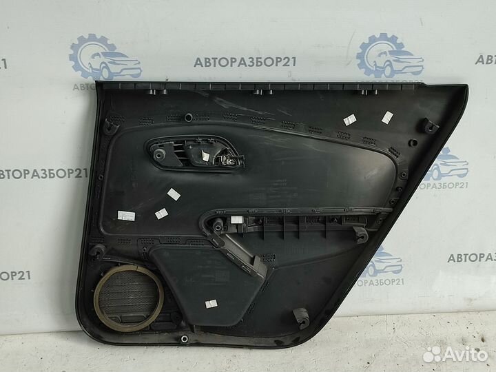 Обшивка двери задней левой Volkswagen Polo Sedan