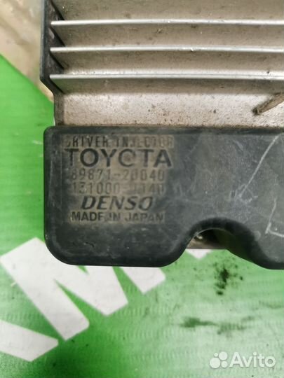 Блок управления двигателем Toyota Avensis