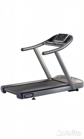 Беговая дорожка профессиональная technogym excite