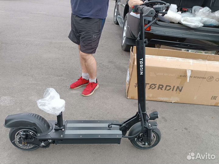 Электросамокат для взрослых с сиденьем
