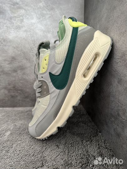 Кроссовки nike