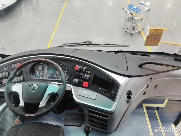 Туристический автобус Yutong ZK6938HB9, 2023