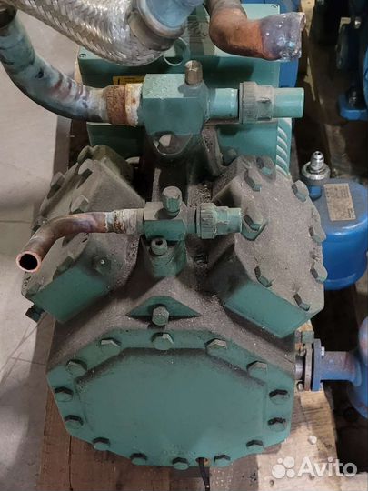 Поршневой компрессор Bitzer 4EC-4.2Y-40S