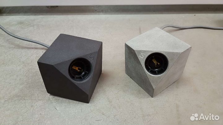 Потолочные светильники люстры бетонные