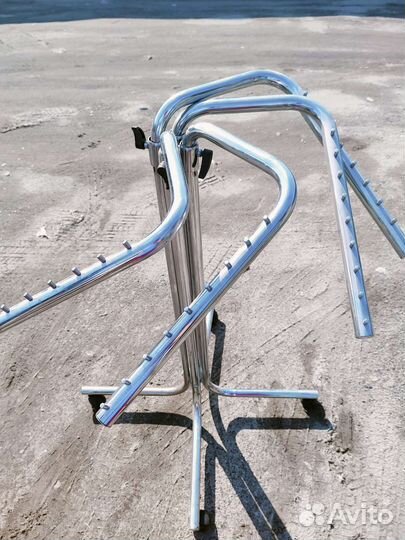 Стойка для одежды, четырех рожковая