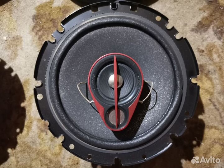 Pioneer TS-R1750S