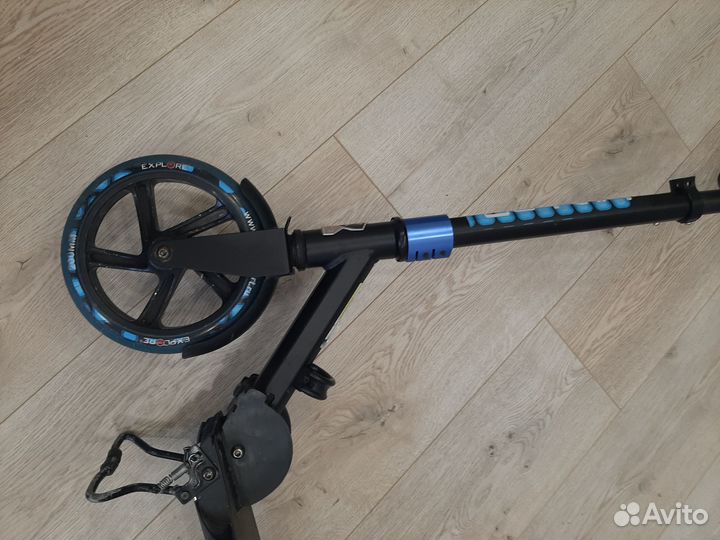 Трюковой самокат с амортизатором