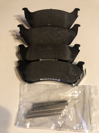 Колодки тормозные зад. Mercedes-Benz ML163