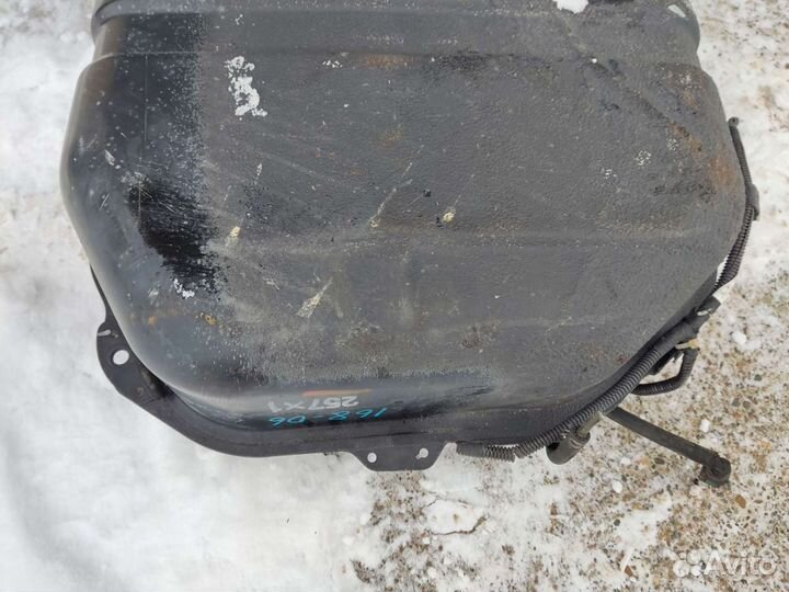 Топливный бак Lancer 9/Cedia