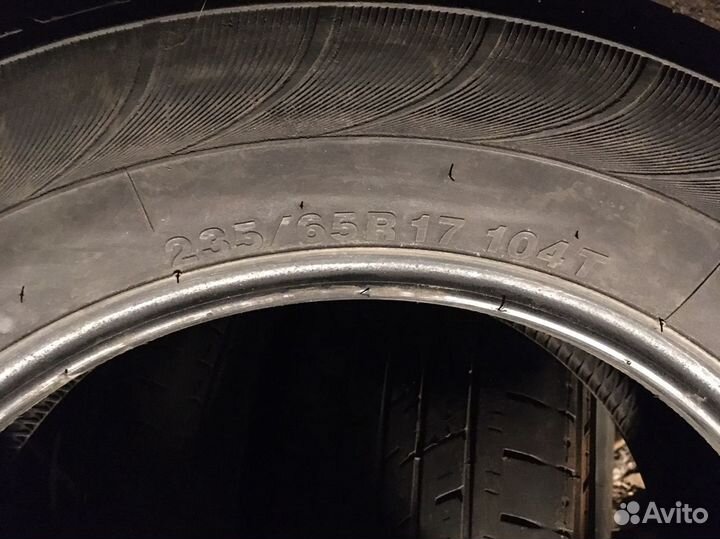 Kumho Solus KL21 235/65 R17