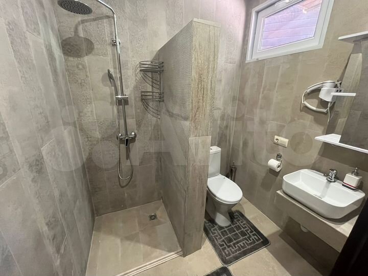 Комната 24 м², 1/2 эт.