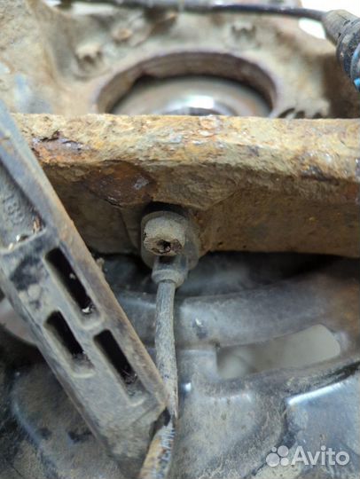 Ступица (кулак, цапфа) правая задняя BMW X1 (E84), 2015