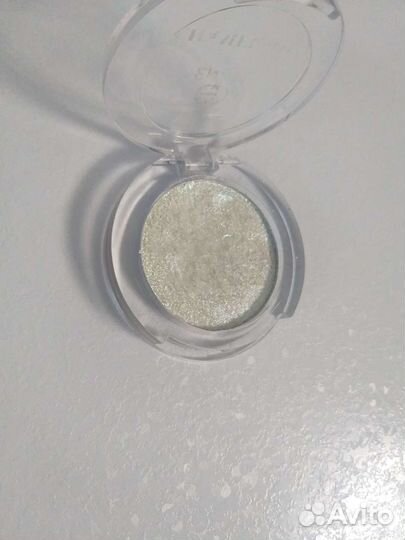 Тени для век