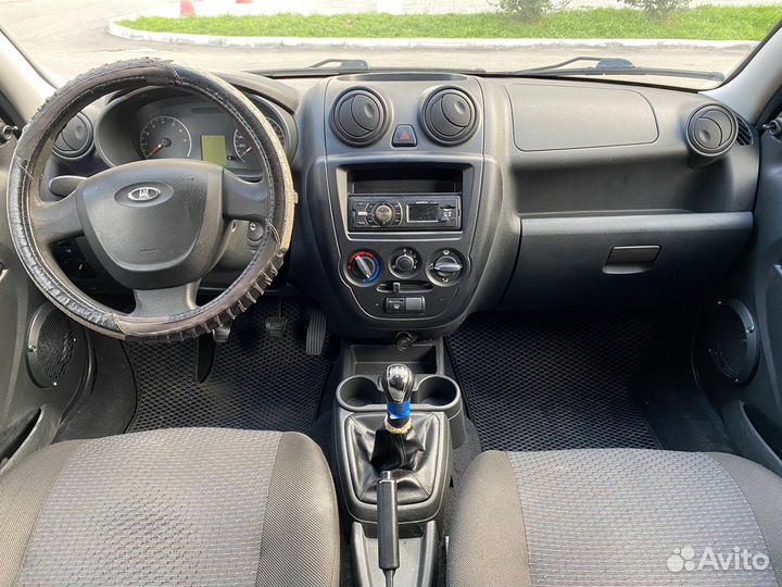 LADA Granta 1.6 МТ, 2013, 103 858 км